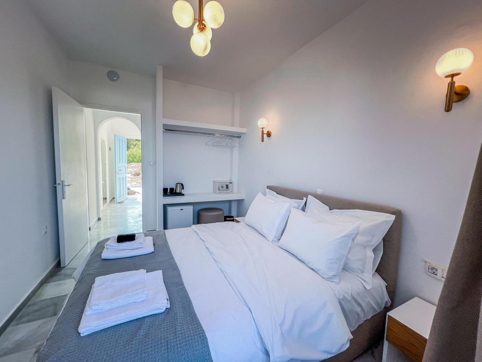 Yaleena Residences Drios Dış mekan fotoğraf